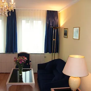 https://opera-apartments.vienna-besthotels.com