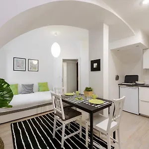 https://apartments-vega.hotels-in-ljubljana.com